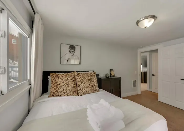 5 Mi To Pnc Park: Game Day Getaway! Holiday home *